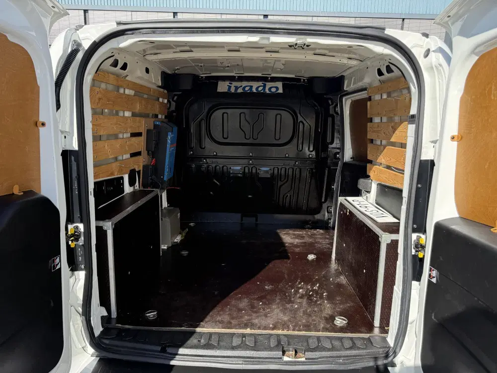 Fiat Doblo Doblò Cargo 1.4 T-Jet Natural Power L1H1 S uit 2019, foto 11