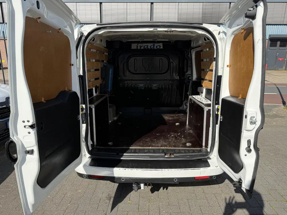 Fiat Doblo Doblò Cargo 1.4 T-Jet Natural Power L1H1 S uit 2019, foto 12