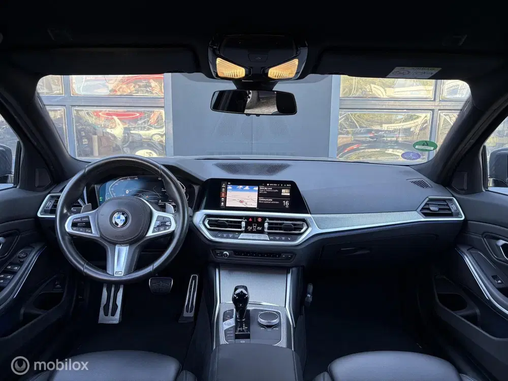BMW 3-serie 318i Business Edition M sport uit 2022, foto 11