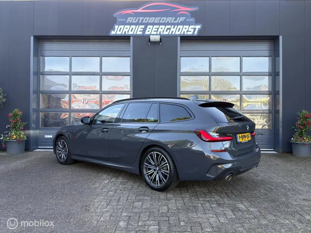 BMW 3-serie 318i Business Edition M sport uit 2022, foto 6