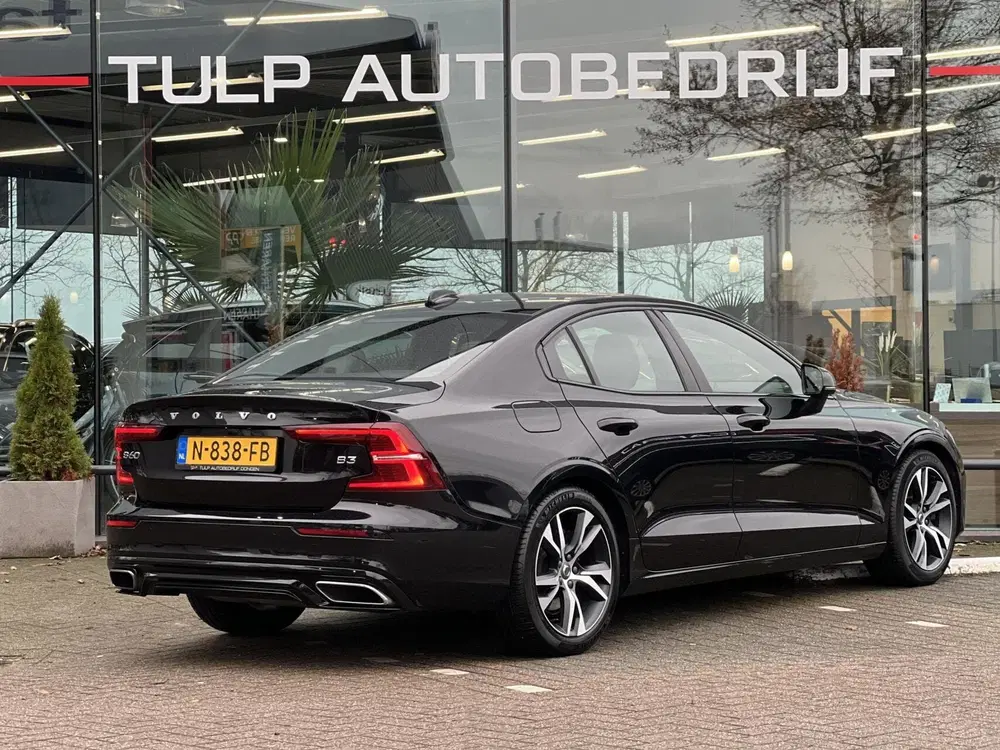 Volvo S60 2.0 B3 R-Design Clima Cruise Nav Leder Dea uit 2021, foto 14