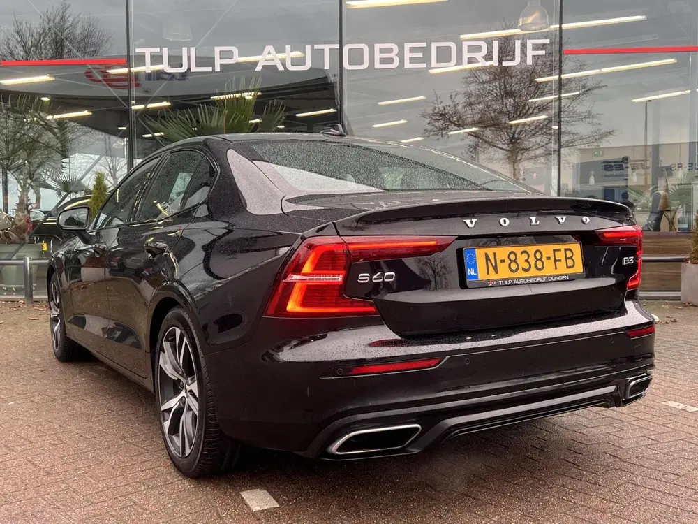 Volvo S60 2.0 B3 R-Design Clima Cruise Nav Leder Dea uit 2021, foto 15