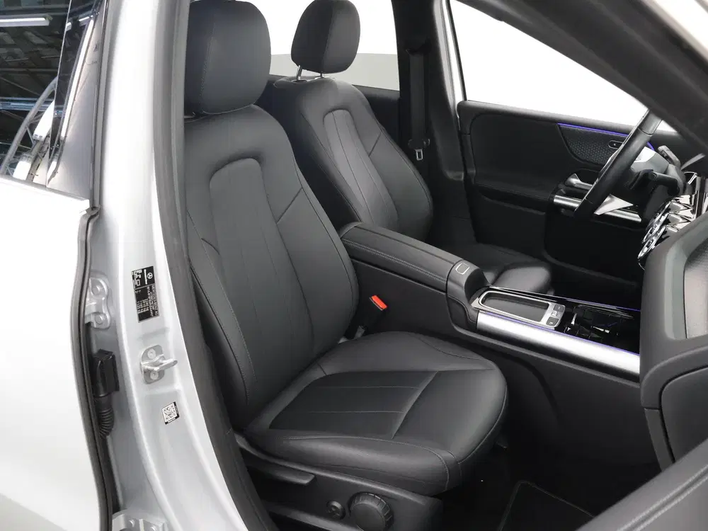 Mercedes-Benz B-Klasse 250 e Luxury Line uit 2023, foto 10
