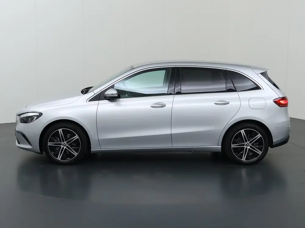 Mercedes-Benz B-Klasse 250 e Luxury Line uit 2023, foto 5
