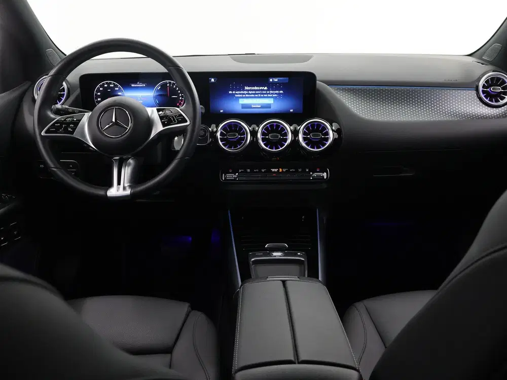 Mercedes-Benz B-Klasse 250 e Luxury Line uit 2023, foto 8