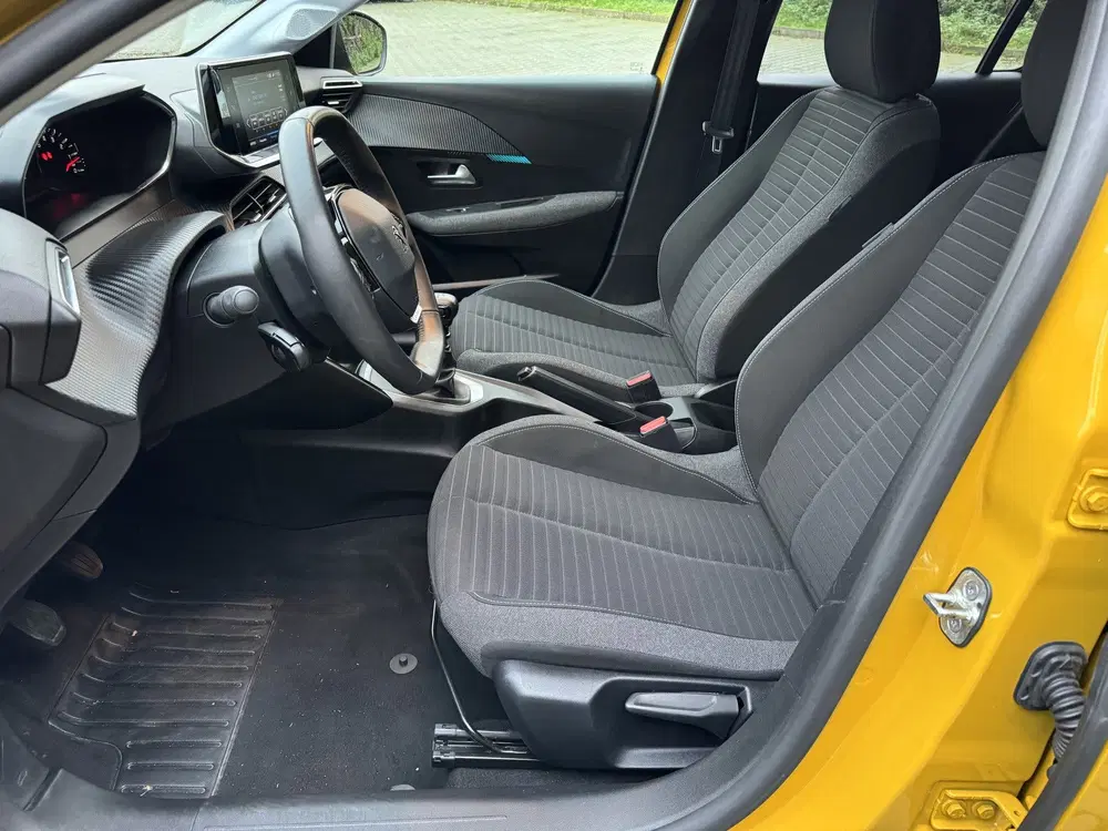 Peugeot 208 1.2 PureTech Style Camera uit 2022, foto 12