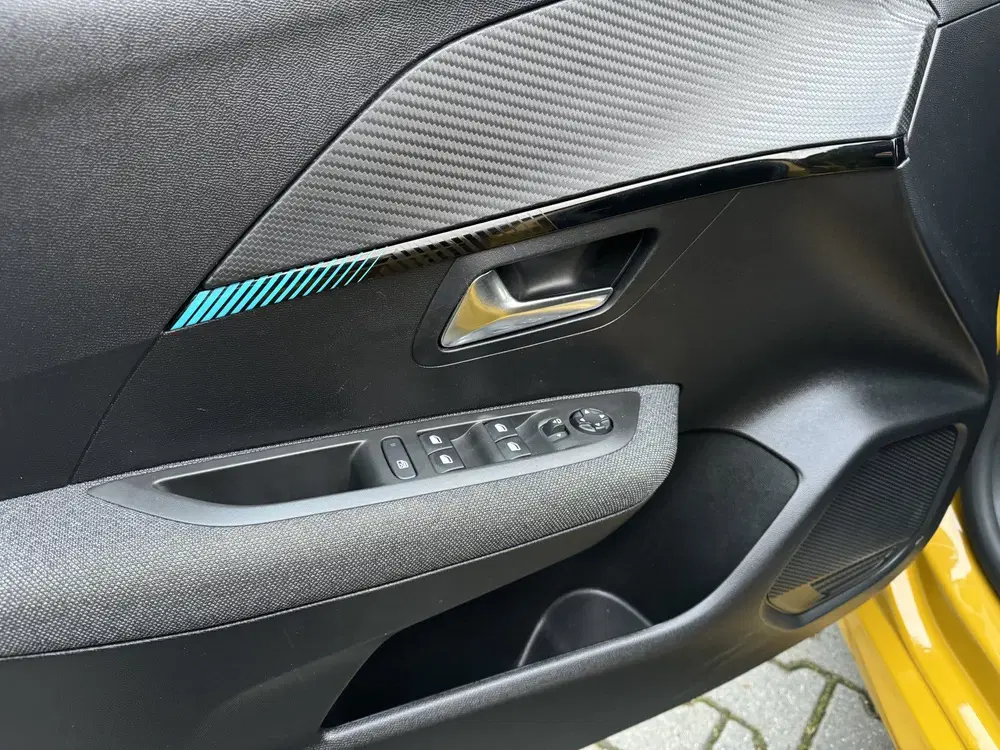 Peugeot 208 1.2 PureTech Style Camera uit 2022, foto 9