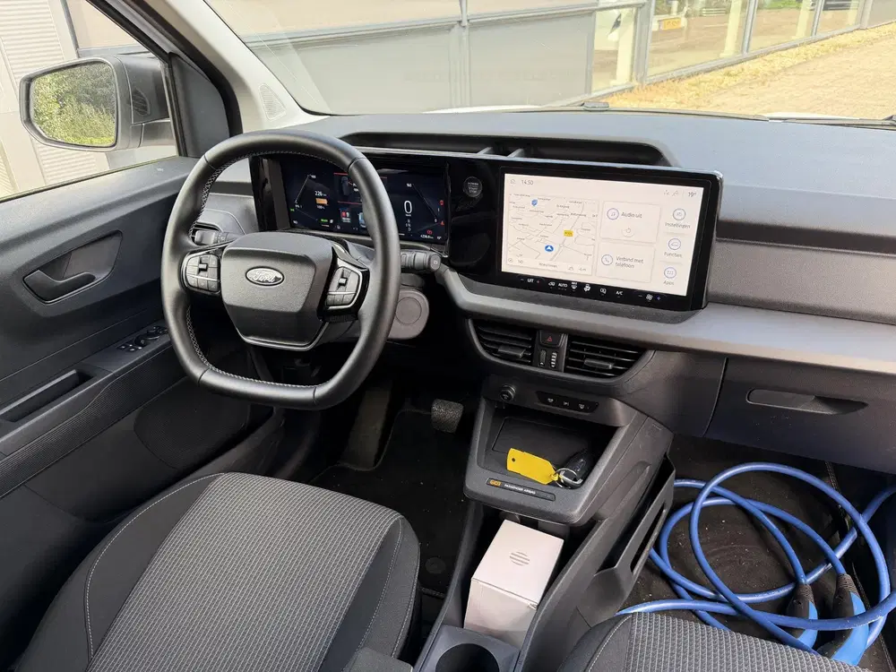 Ford Transit Courier Trend 44 kWh 136pk Trekhaak uit 2025, foto 12