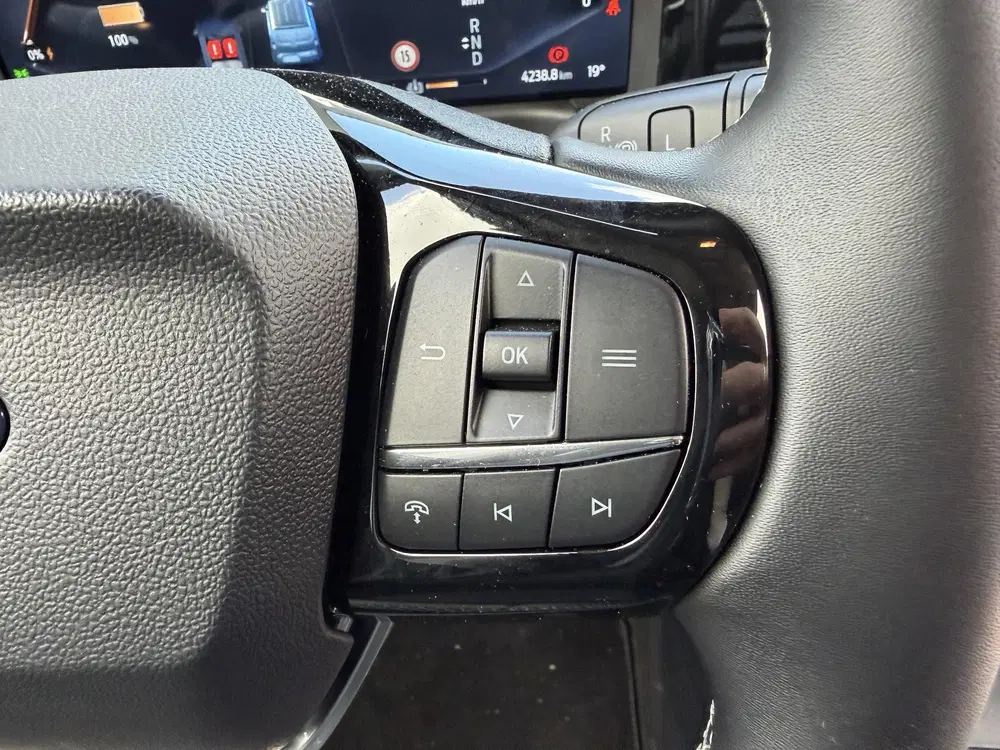 Ford Transit Courier Trend 44 kWh 136pk Trekhaak uit 2025, foto 14