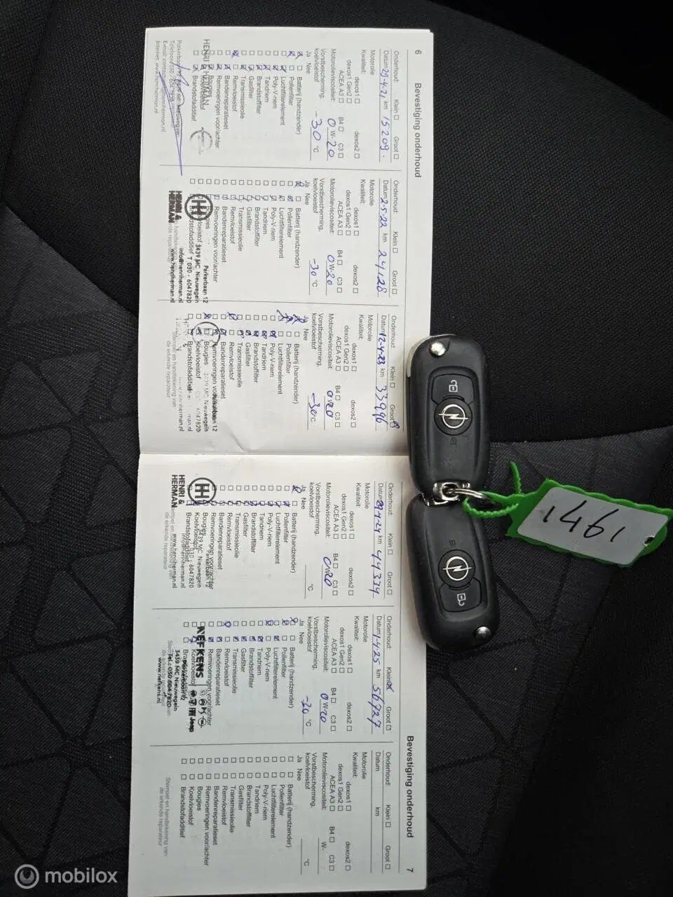 Opel Karl 1.0 ecoFLEX 120 Jaar Edition uit 2019, foto 14