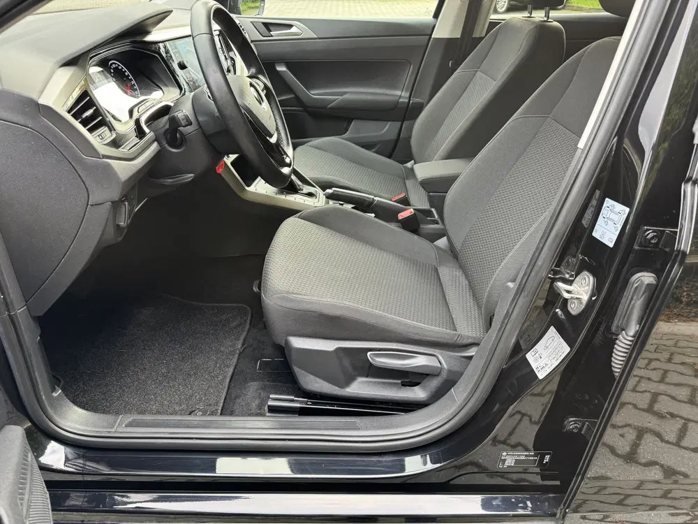 Volkswagen Polo 1.0 TSI DSG R-Line Edition Navi uit 2021, foto 9
