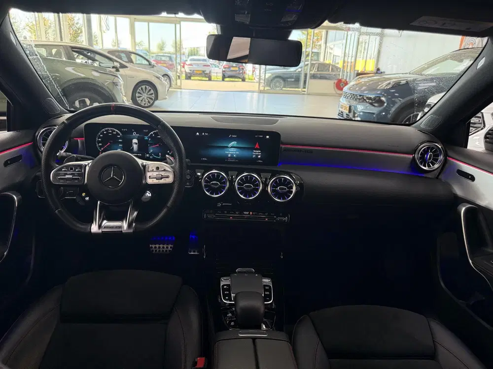 Mercedes-Benz A-Klasse AMG 35 4MATIC Premium Plus Nightpakke uit 2019, foto 12