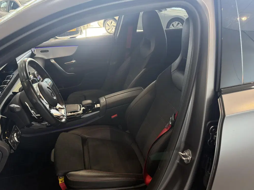 Mercedes-Benz A-Klasse AMG 35 4MATIC Premium Plus Nightpakke uit 2019, foto 13