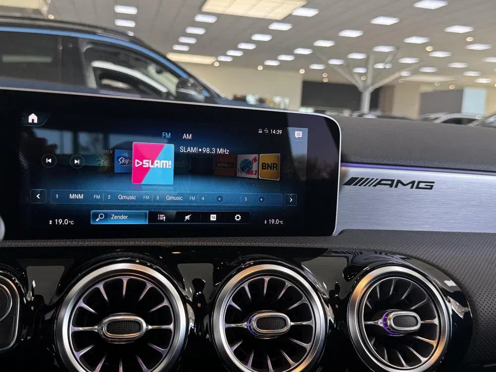 Mercedes-Benz A-Klasse AMG 35 4MATIC Premium Plus Nightpakke uit 2019, foto 15