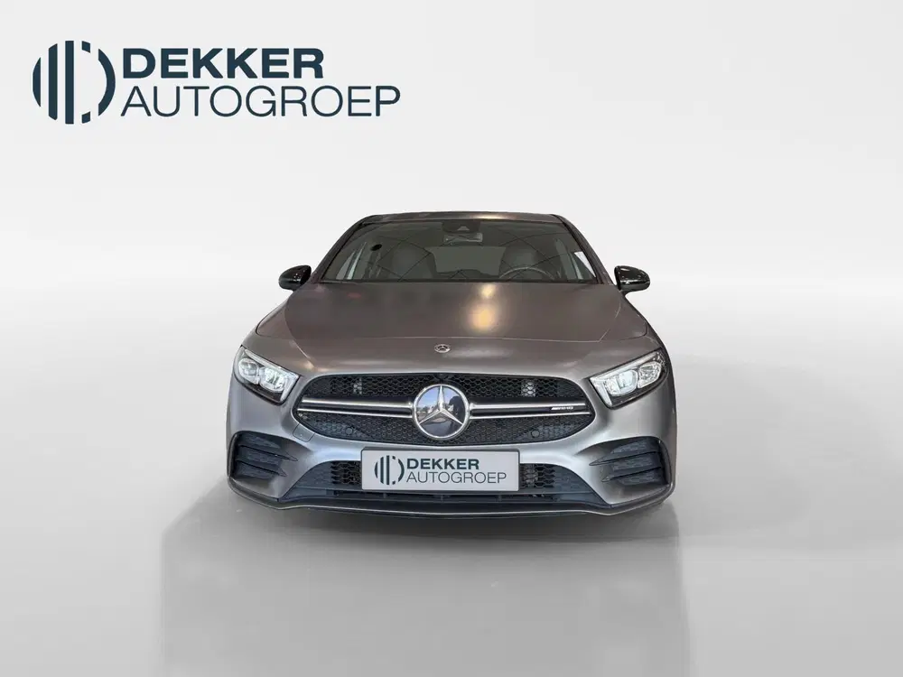 Mercedes-Benz A-Klasse AMG 35 4MATIC Premium Plus Nightpakke uit 2019, foto 2