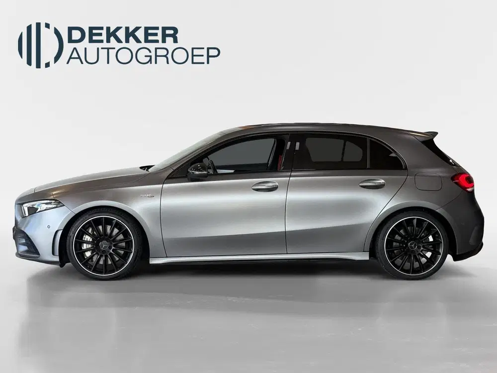 Mercedes-Benz A-Klasse AMG 35 4MATIC Premium Plus Nightpakke uit 2019, foto 3