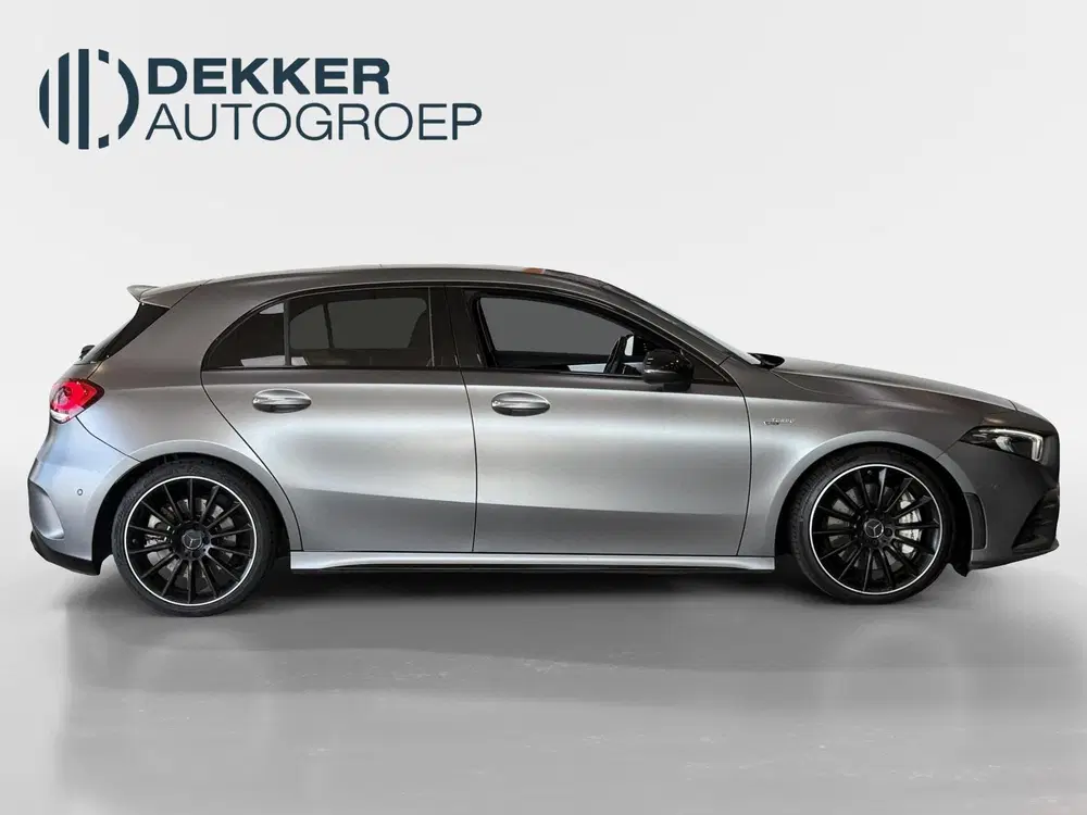 Mercedes-Benz A-Klasse AMG 35 4MATIC Premium Plus Nightpakke uit 2019, foto 6
