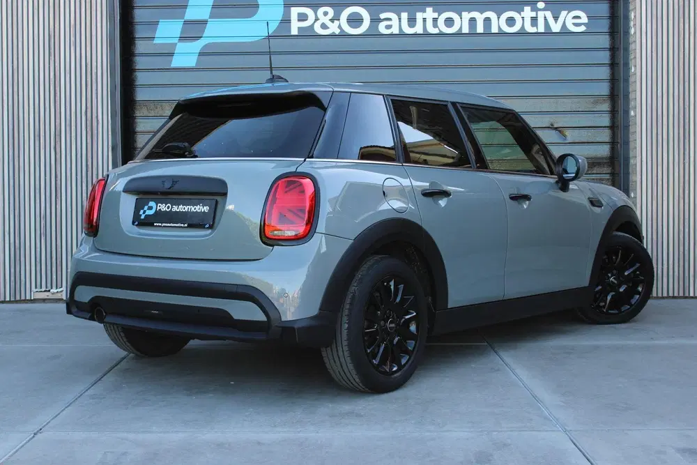 Mini One 1.5 One Classic Moonwalk uit 2022, foto 2