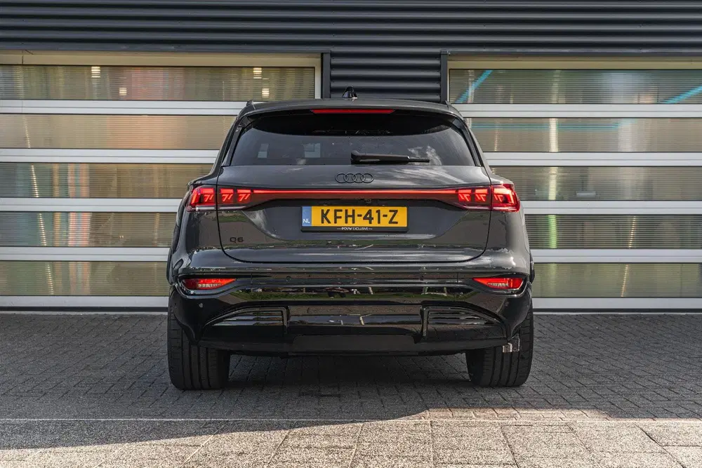 Audi Q6 e-tron 252pk S Edition 83 kWh uit 2025, foto 12