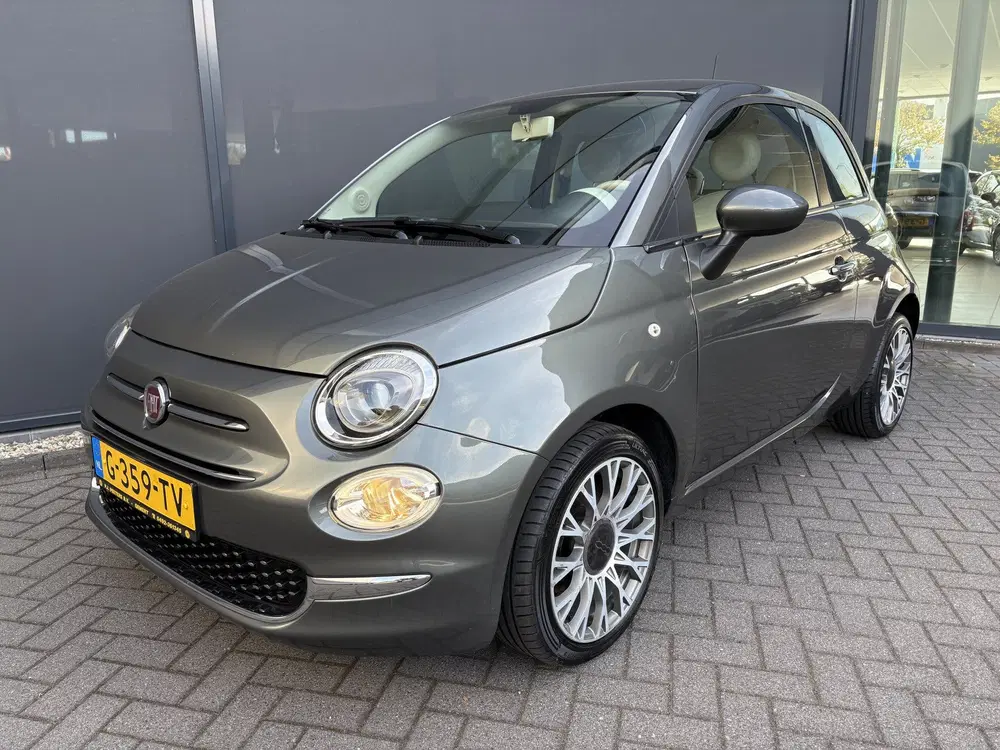 Fiat 500 1.2 Lounge Automaat uit 2020, foto 2