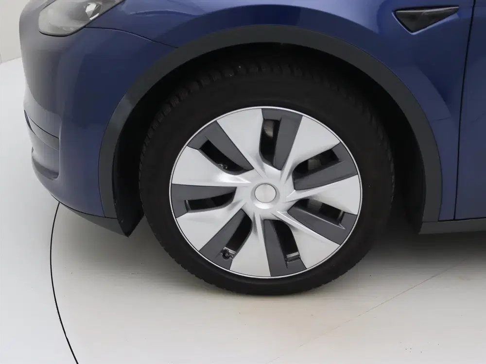 Tesla Model Y Standard RWD Plus 92 uit 2023, foto 12