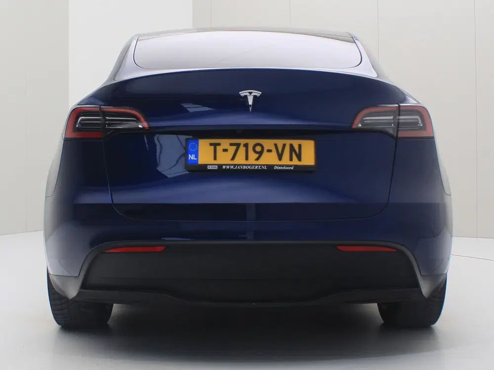 Tesla Model Y Standard RWD Plus 92 uit 2023, foto 6