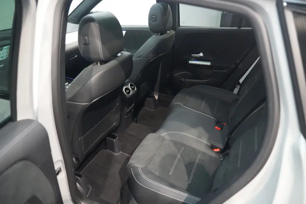 Mercedes-Benz GLA GLA 250 e 140 Year Edition ✅ NAP ✅ PANO uit 2026, foto 10
