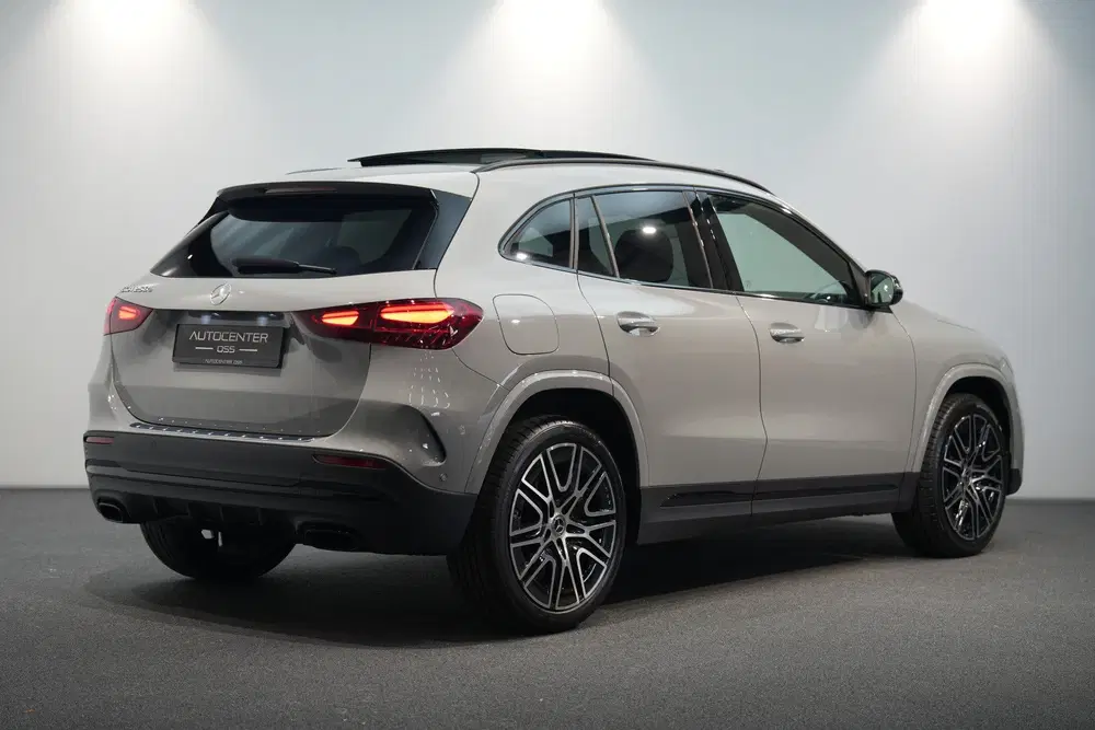 Mercedes-Benz GLA GLA 250 e 140 Year Edition ✅ NAP ✅ PANO uit 2026, foto 2