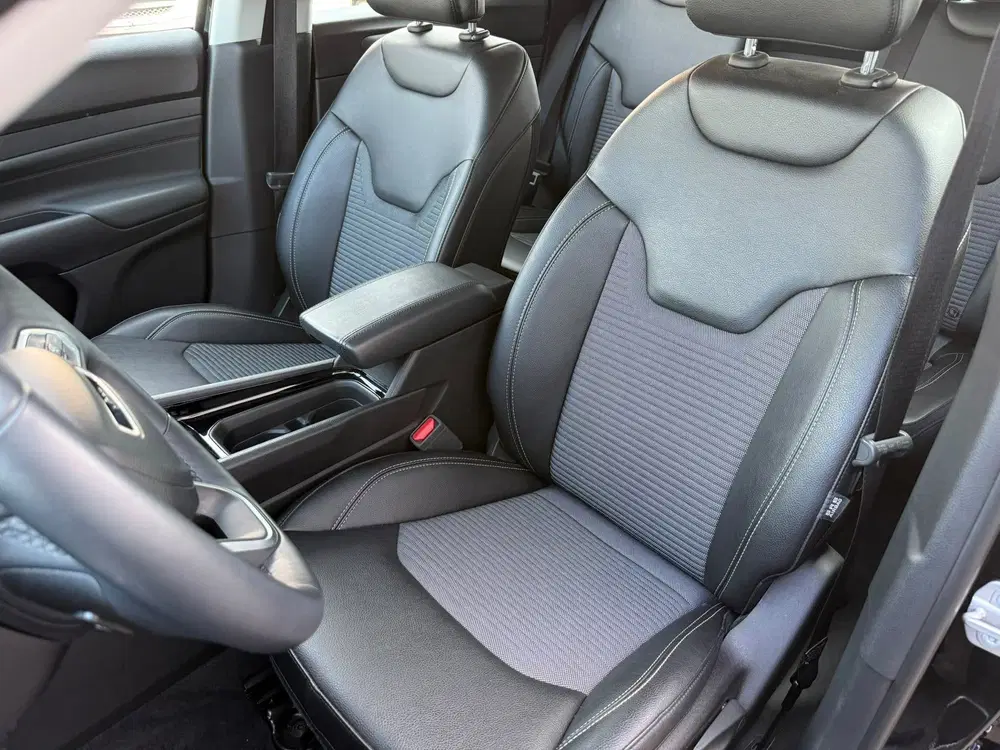 Jeep Compass 1.5T e-Hybrid S uit 2024, foto 9