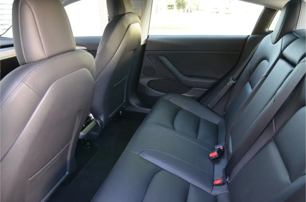 Tesla Model 3 Long Range AWD 75 kWh SOH 93 uit 2022, foto 12