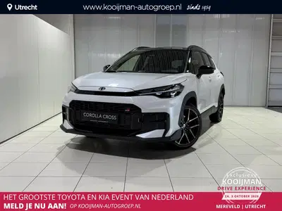 Toyota Corolla Cross Hybrid 180 GR Sport Panoramadak uit 2026