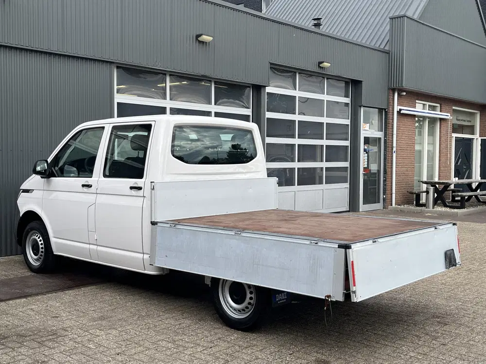 Volkswagen Transporter 2.0 TDI DC Pick-up Openlaadbak Airco uit 2021, foto 15