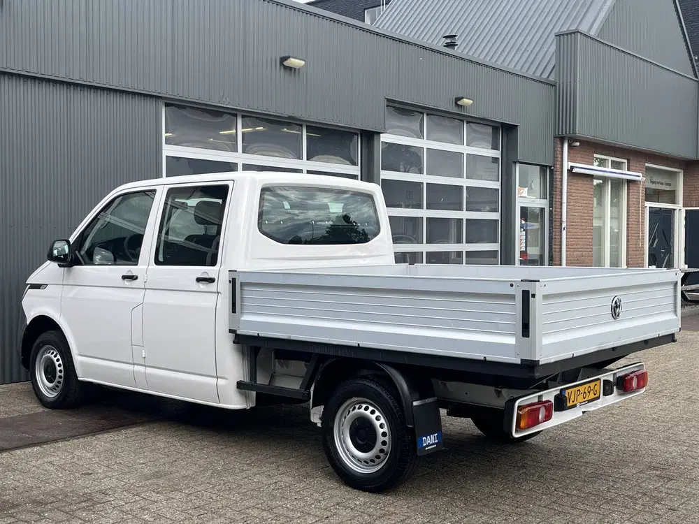 Volkswagen Transporter 2.0 TDI DC Pick-up Openlaadbak Airco uit 2021, foto 3