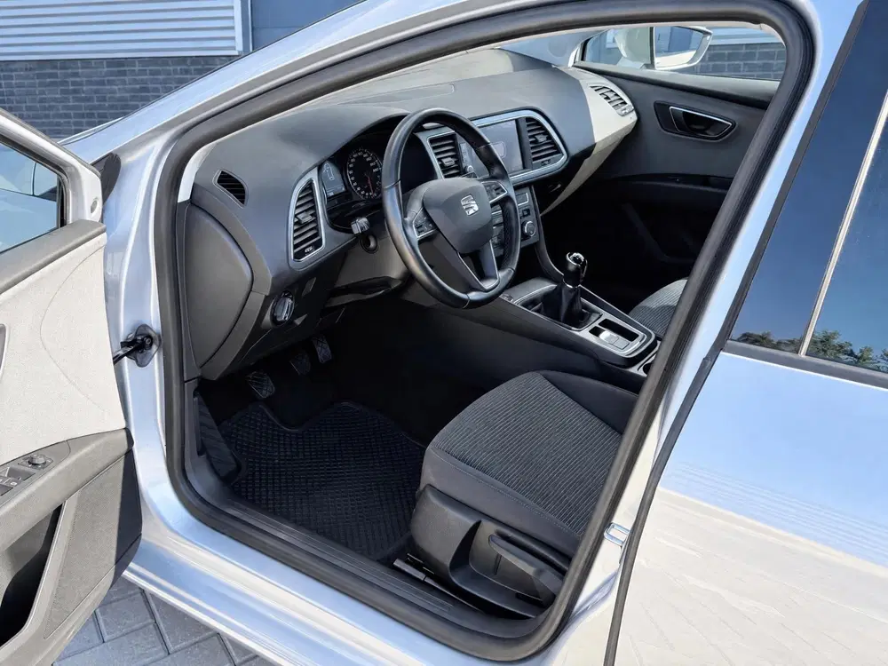 SEAT Leon 1.0 TSI Style uit 2020, foto 11