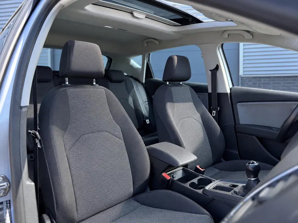 SEAT Leon 1.0 TSI Style uit 2020, foto 5