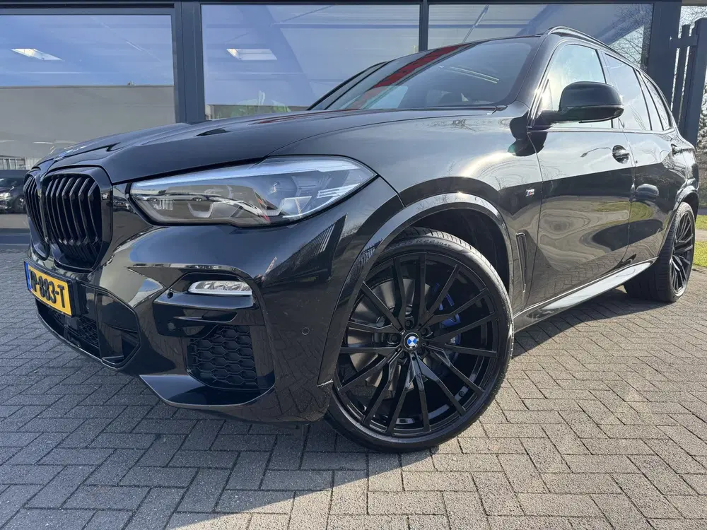 BMW X5 xDrive40i M-Sport High Executive Panoramad uit 2019
