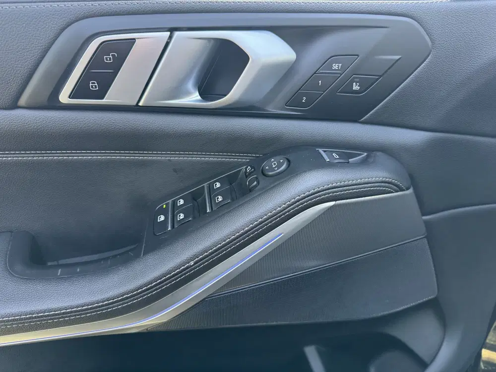 BMW X5 xDrive40i M-Sport High Executive Panoramad uit 2019, foto 15