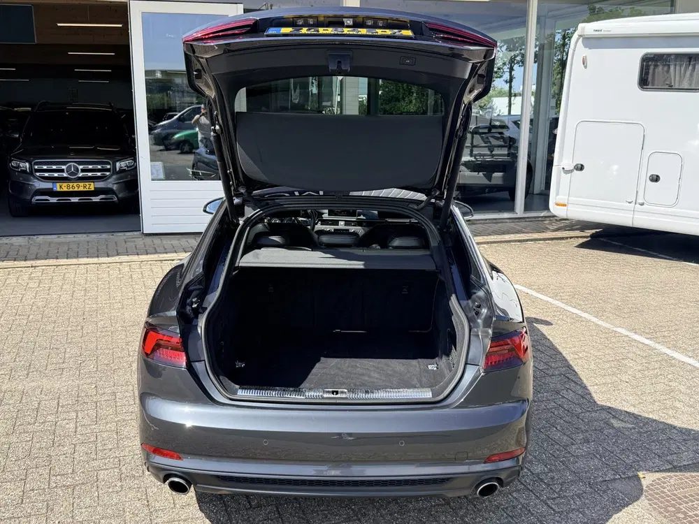 Audi A5 2.0 TFSI MHEV Sport S-line Edition uit 2019, foto 11