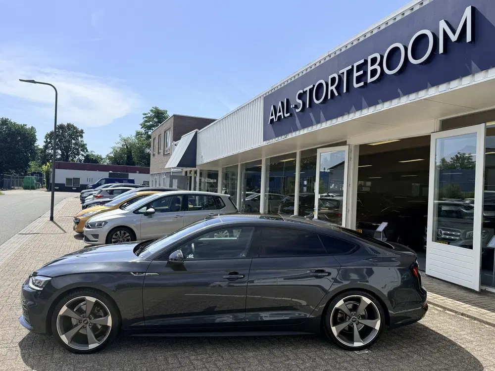 Audi A5 2.0 TFSI MHEV Sport S-line Edition uit 2019, foto 13