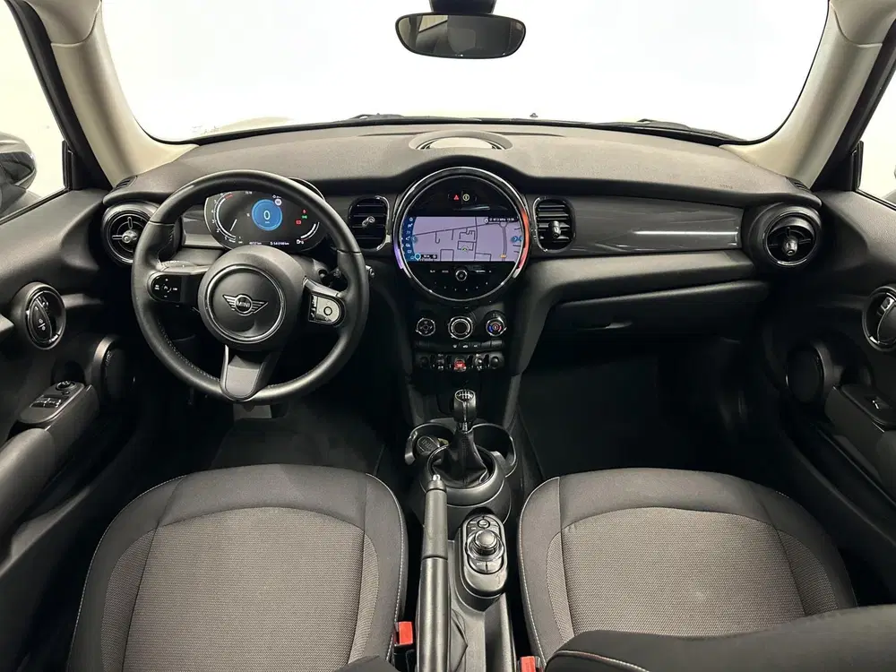 Mini Cooper 1.5 Cooper Business Edition NAVI CARPLAY C uit 2022, foto 2