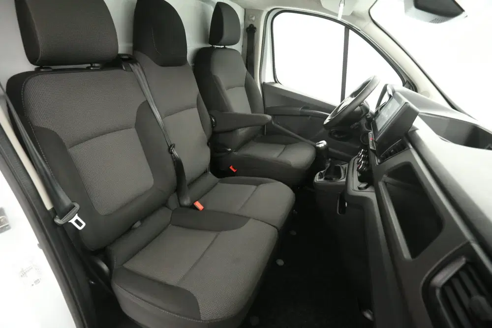 Renault Trafic 2.0 dCi L2H1 uit 2024, foto 10
