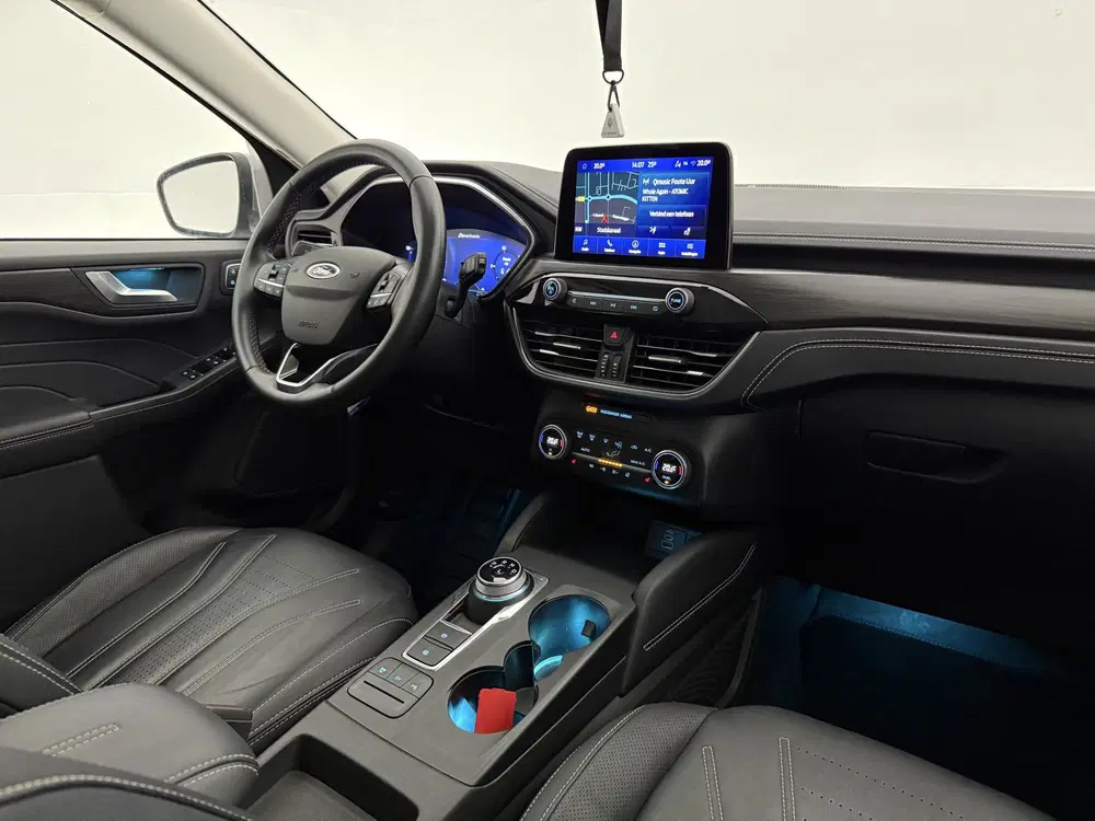 Ford Kuga 2.5 PHEV Vignale uit 2022, foto 4