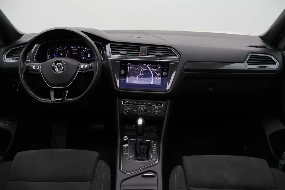 Volkswagen Tiguan Allspace 1.5 TSI DSG Highline Business R-L uit 2021, foto 2