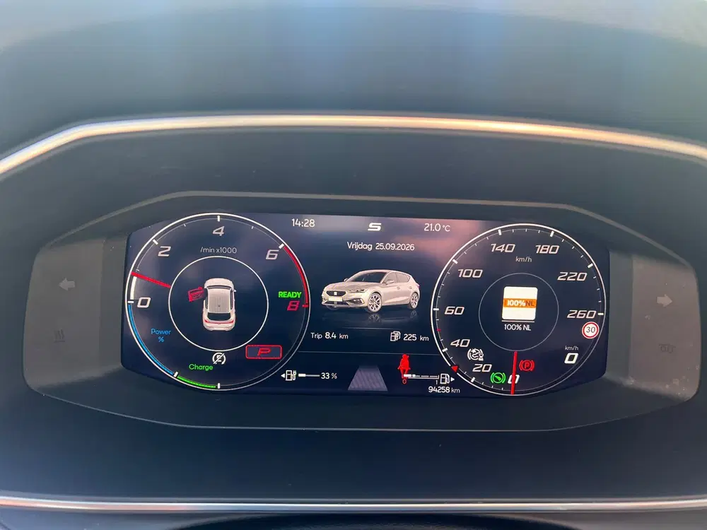SEAT Leon 1.4 TSI eHybrid PHEV FR SOH 90% virtual co uit 2021, foto 12