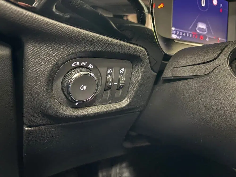 Opel Corsa 1.2 Automaat BiColor Navigatie 1 uit 2022, foto 10