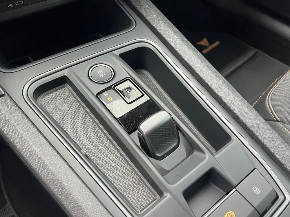Cupra Leon 1.4 e-Hybrid VZ Business 245PK uit 2022, foto 12