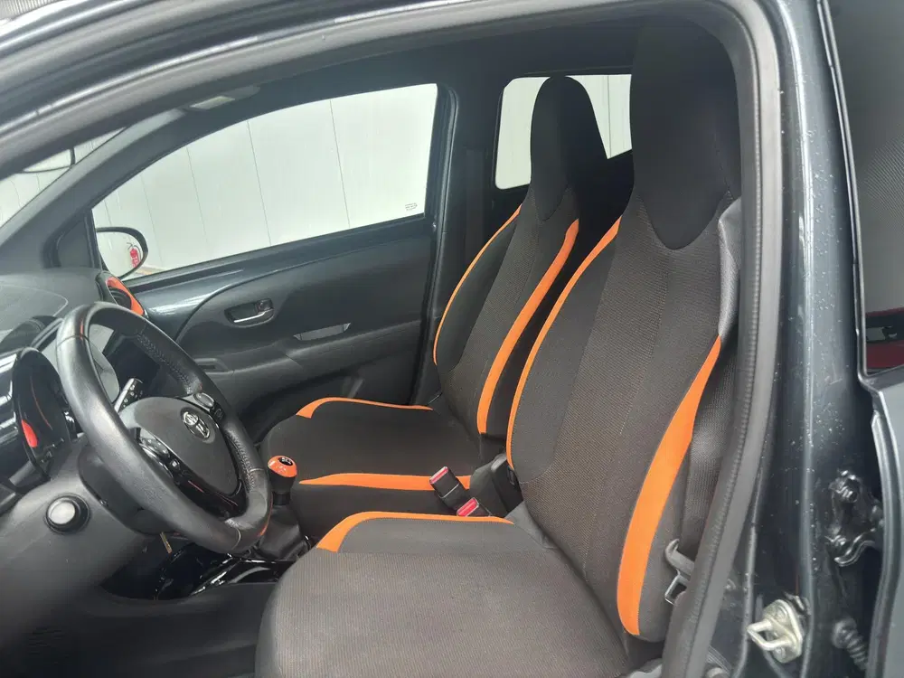 Toyota Aygo 1.0 VVT-i x-JBL uit 2021, foto 3