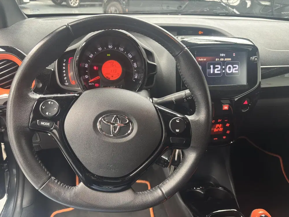 Toyota Aygo 1.0 VVT-i x-JBL uit 2021, foto 6