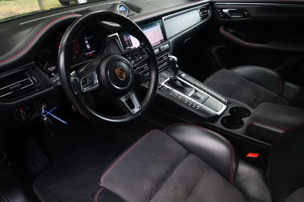 Porsche Macan 2.9 GTS Aut. uit 2020, foto 2