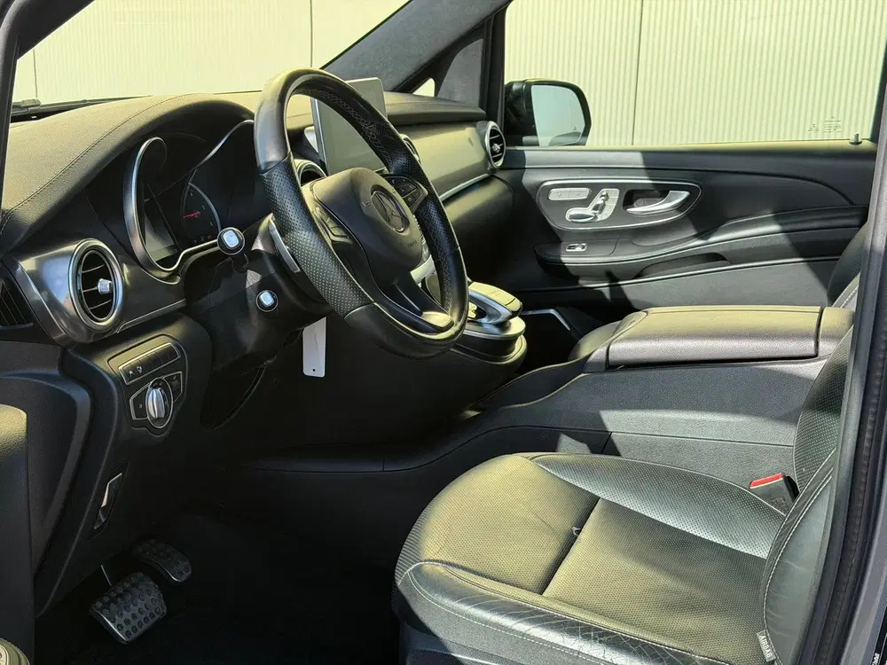 Mercedes-Benz V-Klasse 250d Lang Exclusive Edition uit 2019, foto 14